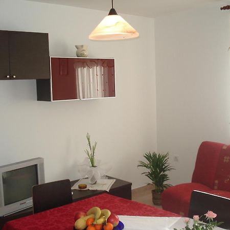 Apartments Buzleta Fazana Bagian luar foto